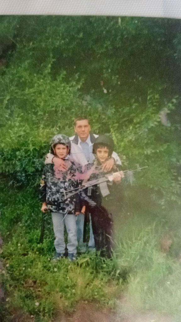 Геворг с юными учениками